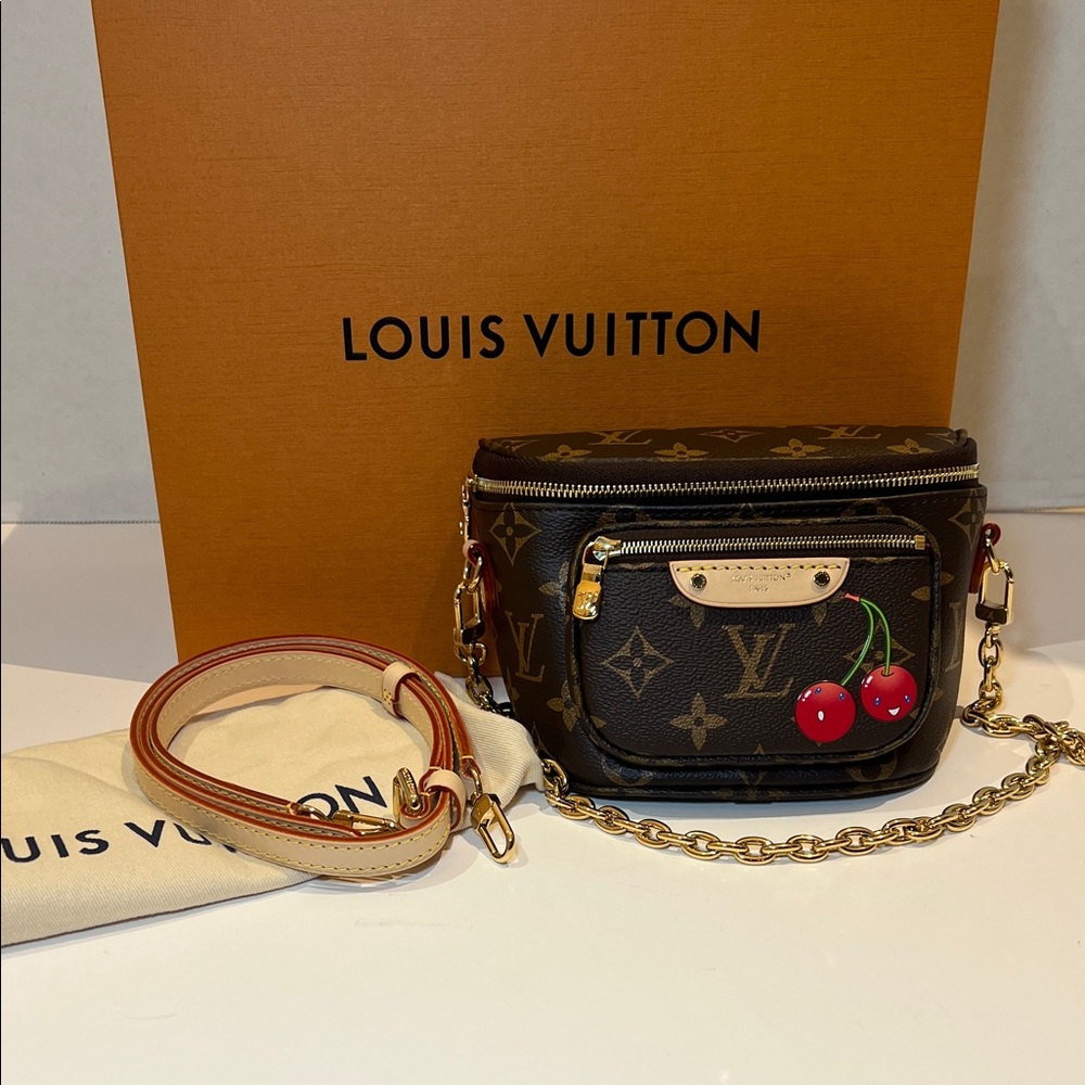 Louis Vuitton LIMITED EDITION Murakami NEW Cherry Cerise Bumbag Mini RARE - Picture 3 of 7